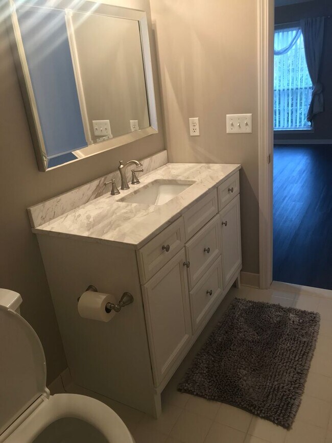 Building Photo - COMING SOON! Charming 2-Bed Home in Commerce –Great schools & Community Pool Access!