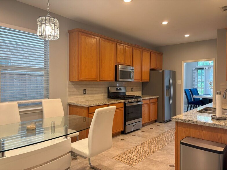 Building Photo - 16822 Marston Park Ln