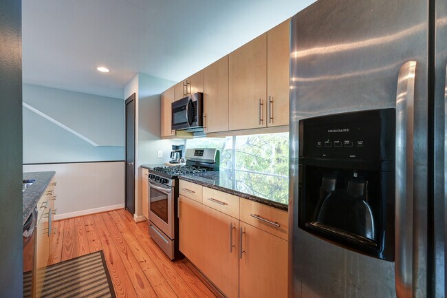 Building Photo - 1214 Urban Lofts Dr
