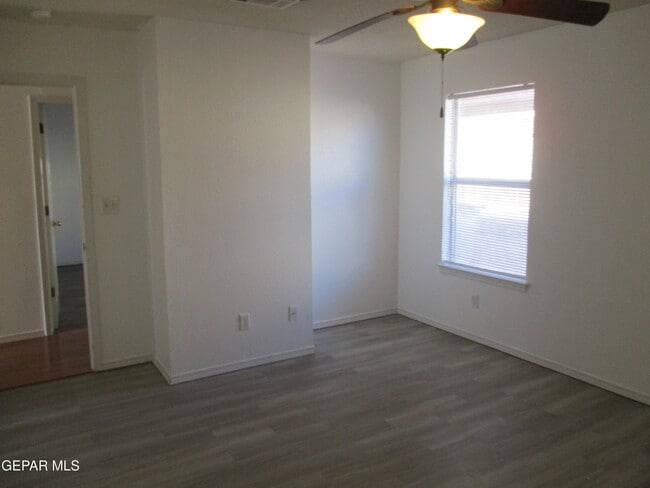 Building Photo - 11957 Mesquite Rock Dr