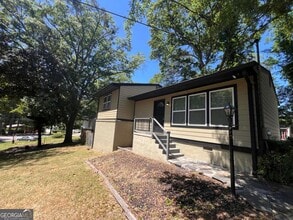 Building Photo - 1947 Kenwood Pl SE
