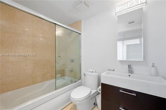 Building Photo - 5875 Collins Ave