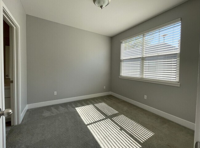Building Photo - Embrace the Charm, Enjoy the Space, Love t...