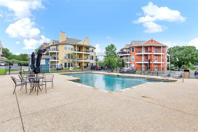Building Photo - 2164 Tanglewood Blvd
