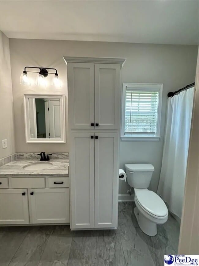 Building Photo - 4008 W Eagle St