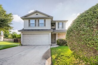 Building Photo - Less than 10 miles to Randolph AFB!