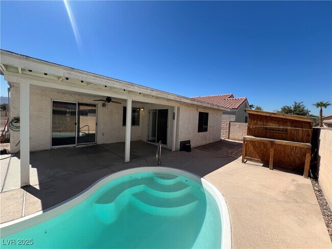 Building Photo - 616 High Grass Ct