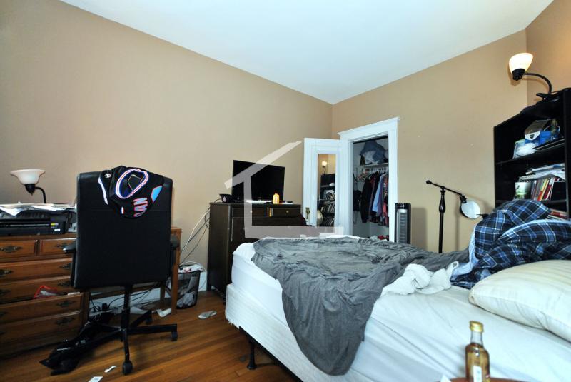 Building Photo - 1307 Commonwealth Ave