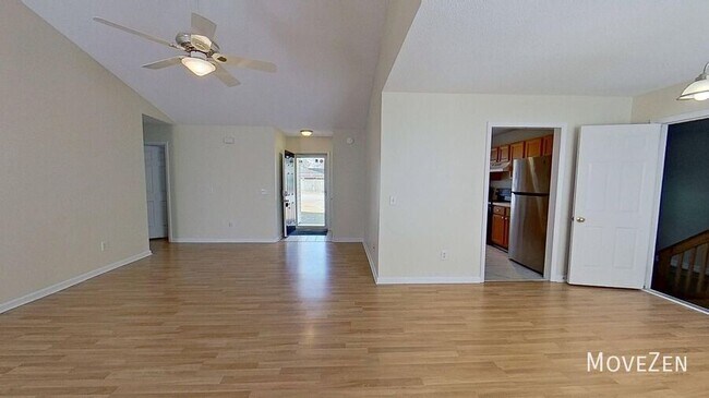 Building Photo - 903 Balfoure Dr