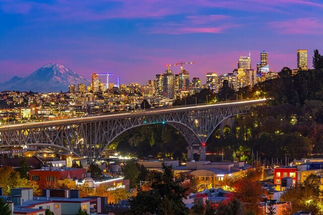 Building Photo - Fremont View - Modern Classic Collection