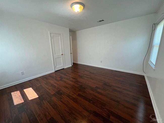 Building Photo - 3295 Marques St