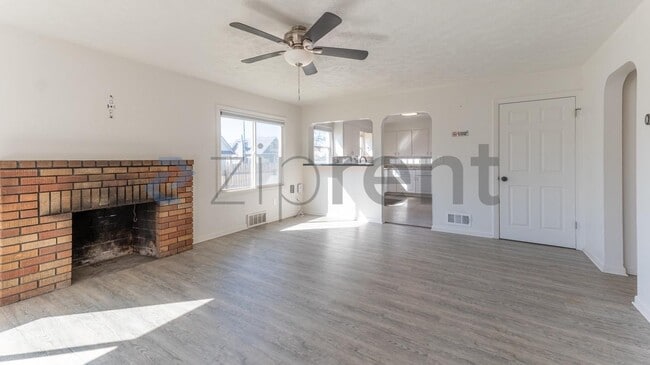 Building Photo - 503 E Montgomery Ave