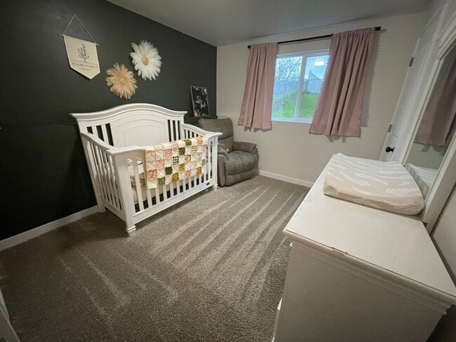 Building Photo - 1703 N Lea St