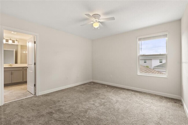 Building Photo - 11839 Charades St