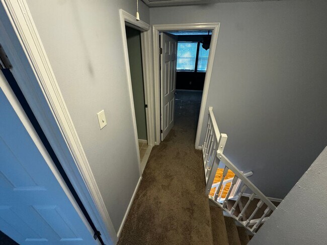 Building Photo - 3226 Split Oak Ct