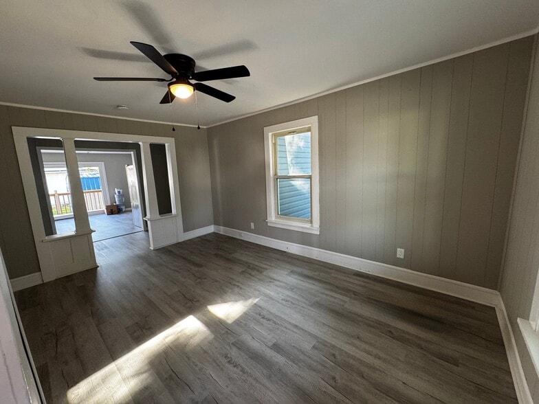 Building Photo - 412 E Union St