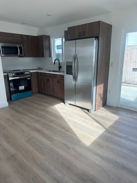 Building Photo - 3779 Logan Ave