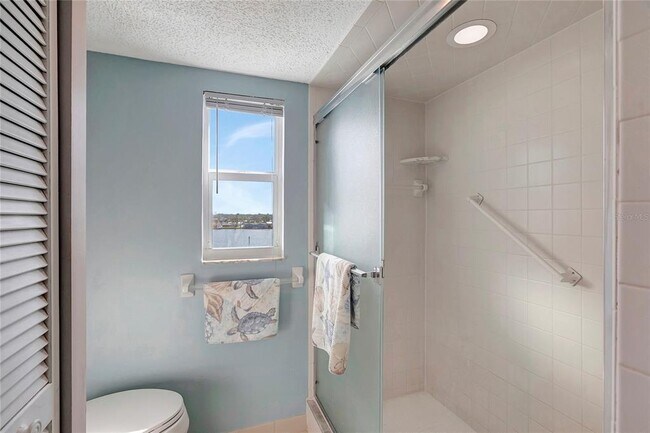 Building Photo - 500 Treasure Island Causeway