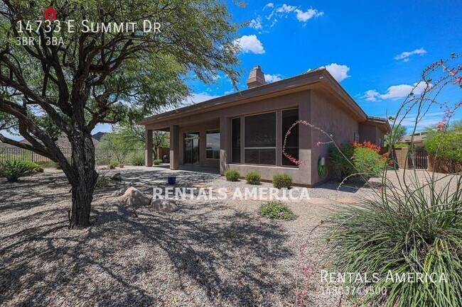 Building Photo - Beautiful 3-Bed/3-bath home in Fountain Hi...