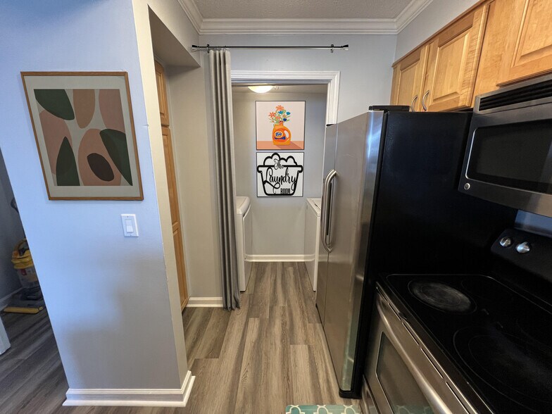 Building Photo - 795 Hammond Dr