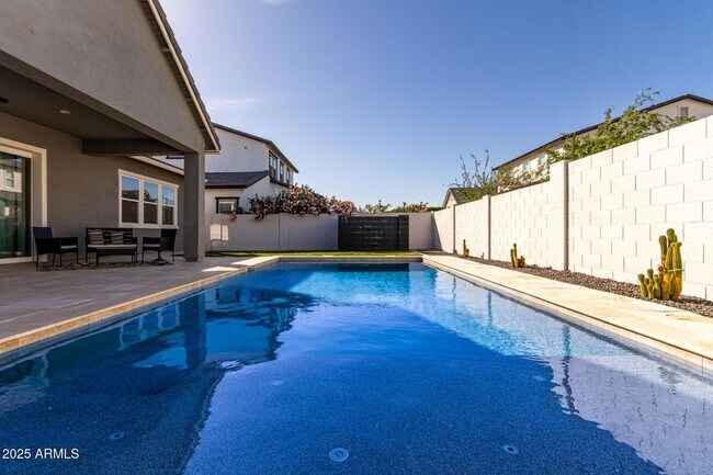 Building Photo - 22724 E Poco Calle