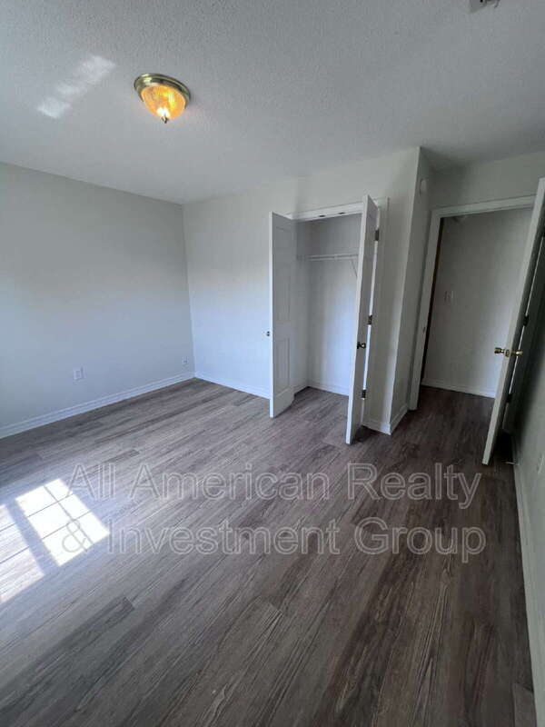 Building Photo - 147 Cabana Way