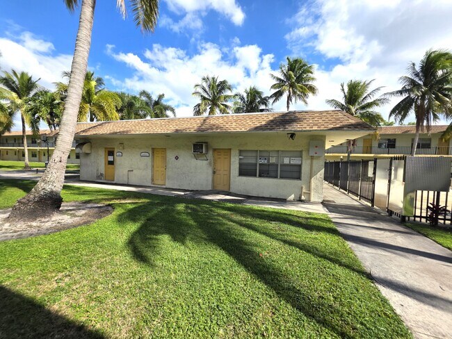 Building Photo - 4160 NW 21st St