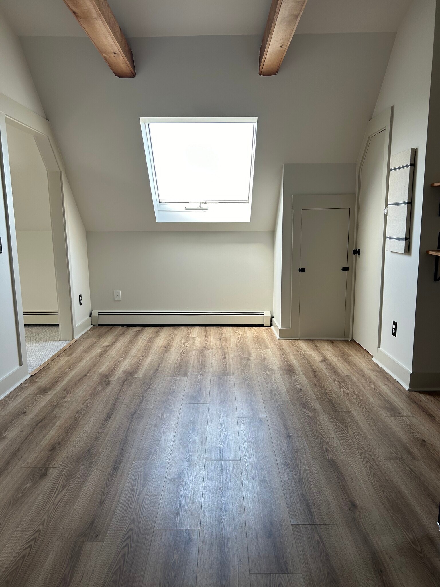 Building Photo - 332 Broadway