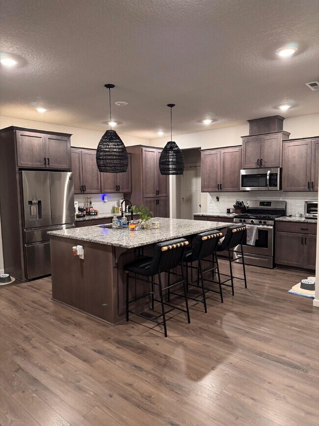 Building Photo - Beautiful Cornelius Home on Corner Lot