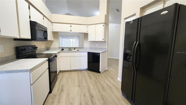 Building Photo - 1633 Elk Spring Dr