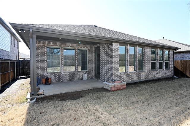 Building Photo - 2613 Chevy Chase Dr