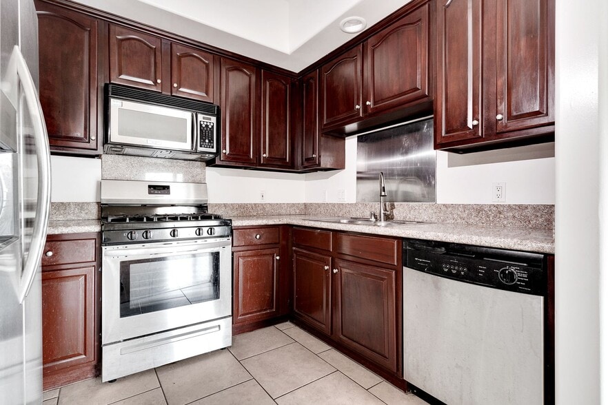 Building Photo - Corinth Luxury Investments LLC