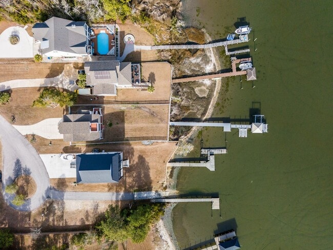 Building Photo - 1059 Meridian Dr