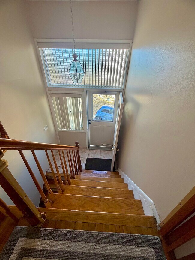 Building Photo - 3515 Charles Ct