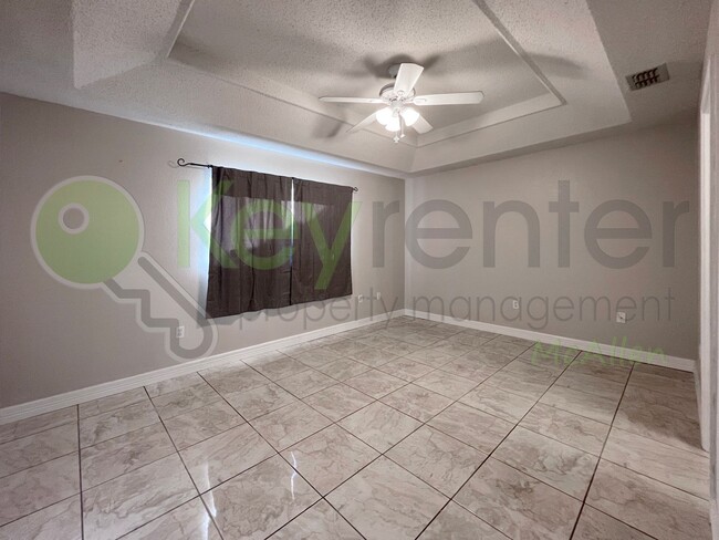 Building Photo - Beautiful 4B/2B Home in Pharr