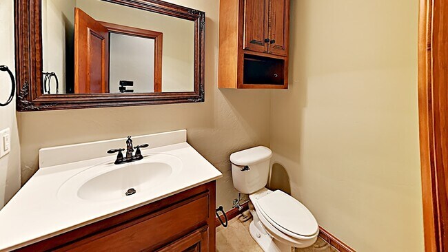 Building Photo - Very Nice 3 Bedroom 2.5 Bathroom House + Office