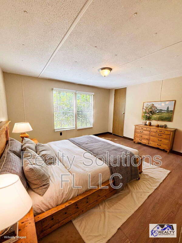 Building Photo - 15518 Lake Apopka Rd