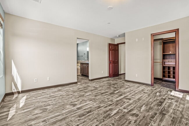 Building Photo - 1225 Los Olivos Street