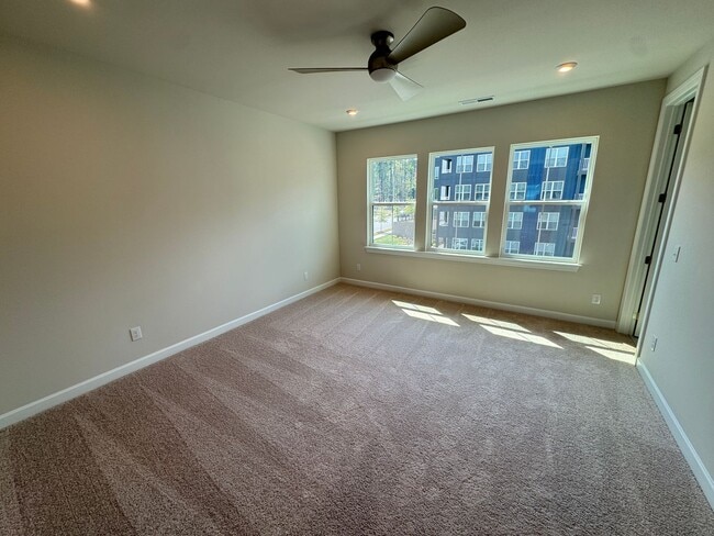 Building Photo - 4707 Cypress Tree Ln