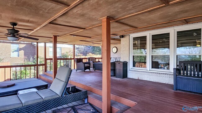 Building Photo - 1203 Governors Dr SE