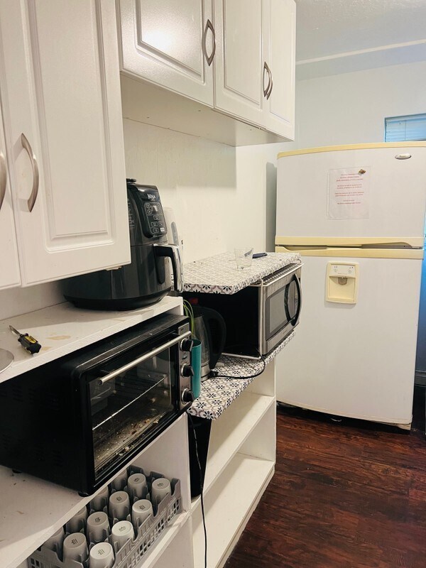Building Photo - 3362 Westbrook Dr