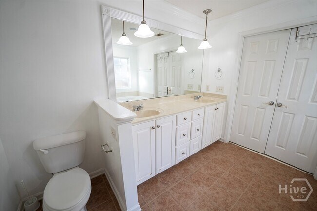 Building Photo - 28 Dunnoman Dr