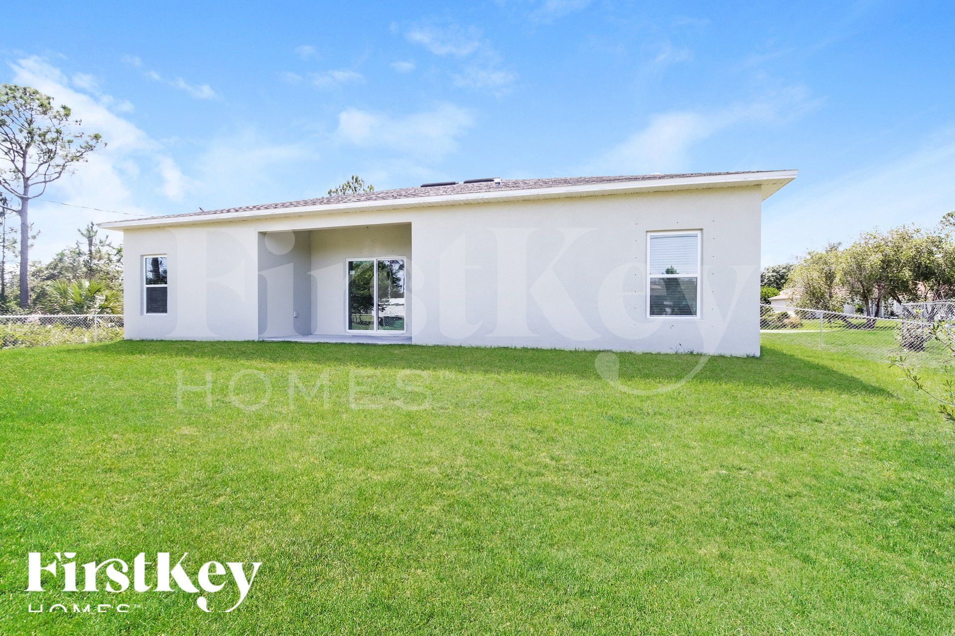 Building Photo - 3155 Tropical Cir SE