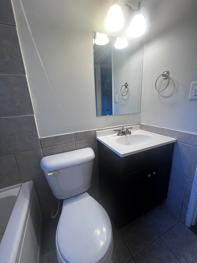 Building Photo - 505 Butler Dr