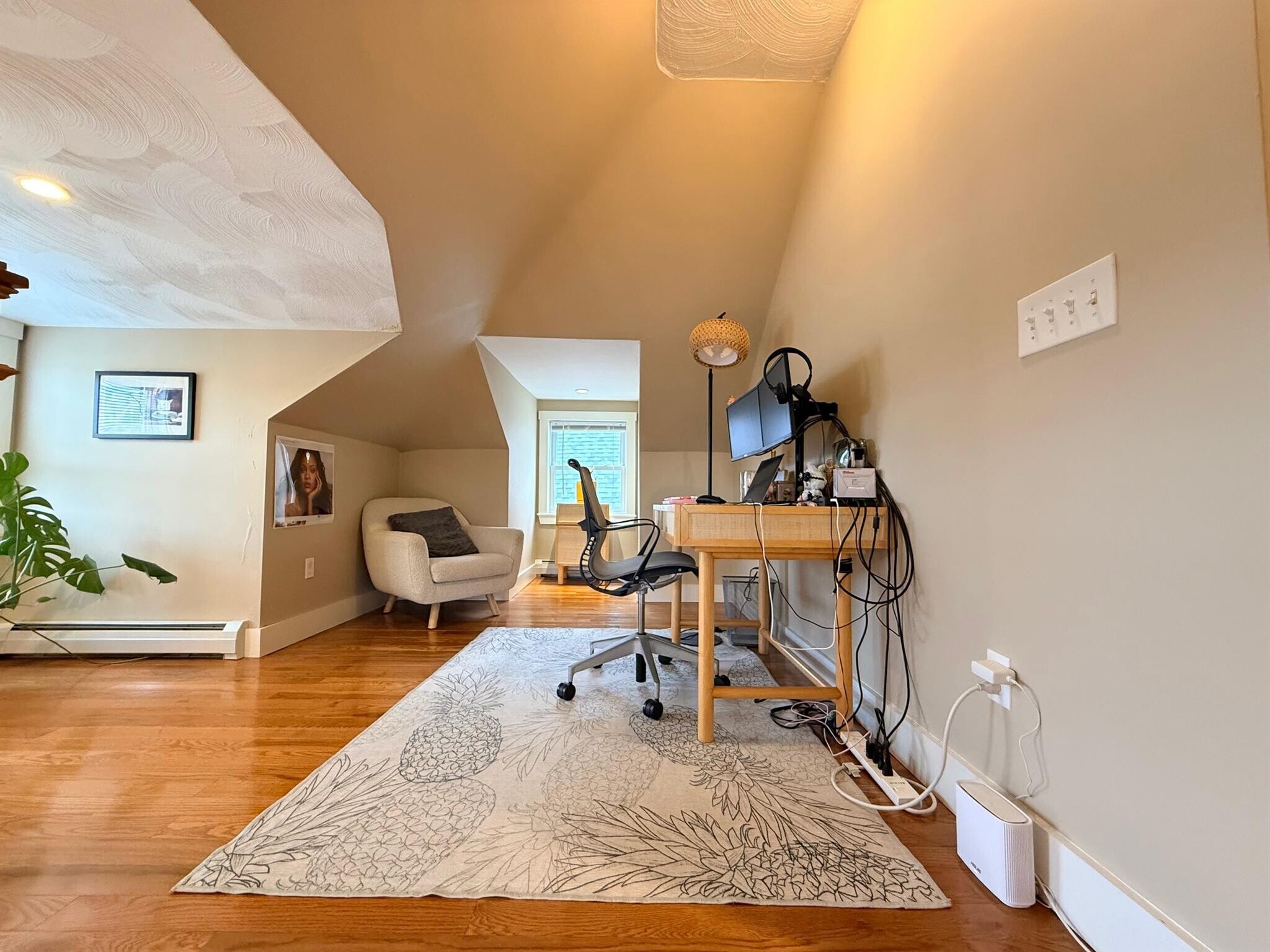 Building Photo - 119 Central St