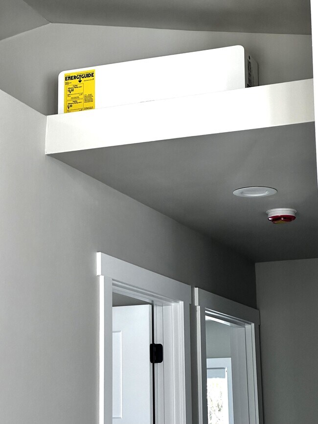 Building Photo - 207 S Razor Clam Dr SW