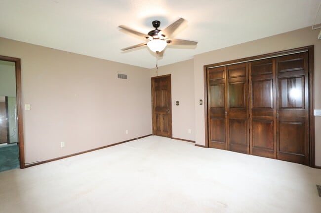 Building Photo - 8560 N 4000 W Rd