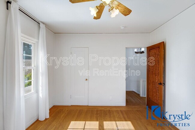 Building Photo - 1616 Fern Pl