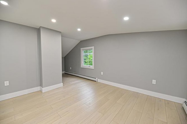 Building Photo - 36 Barbour Rd