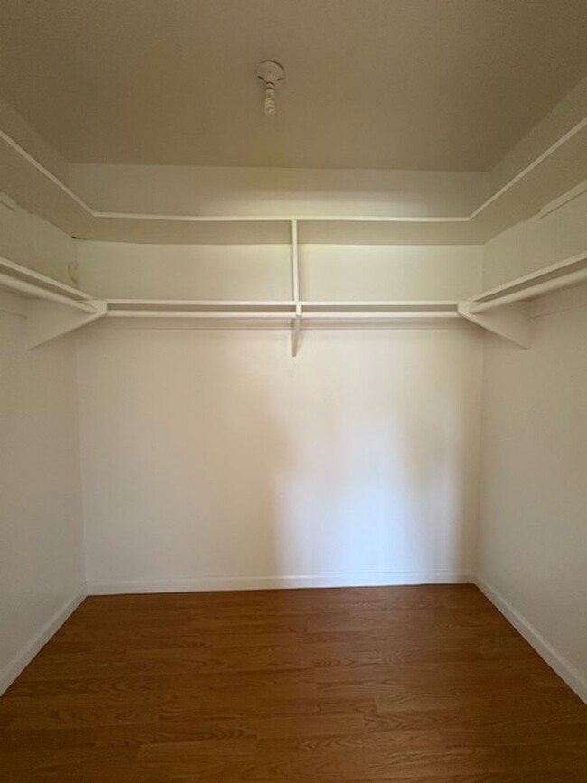 Building Photo - La Mar 4-Plex (25280) (DD)